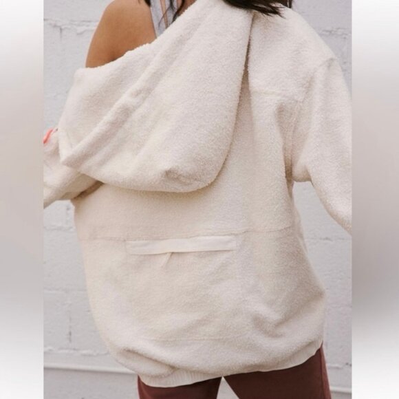 Free People FP Movement Was She Fuzzy Sherpa White Cream Hoodie Pullover Sz S - Picture 3 of 12
